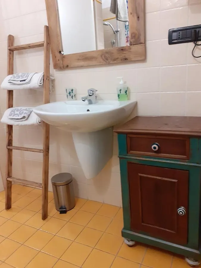 フェラーラLa Casa Sulla Vecchia Rivaアパートメント アパート フェラーラ