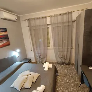 A Casa Di Lò , Roma Italia